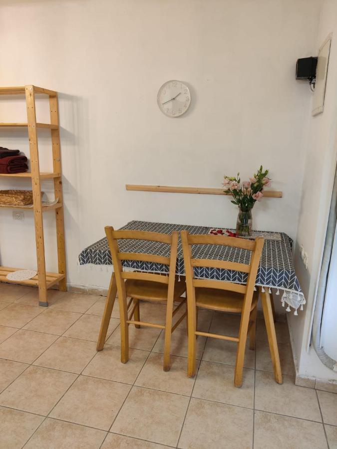 דירה לזוג על שוק מחנה יהודה Apartamento Jerusalém Exterior foto